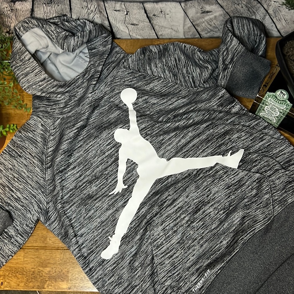 Jordan Thelma fit hoodie size 12-13 yrs gray and black